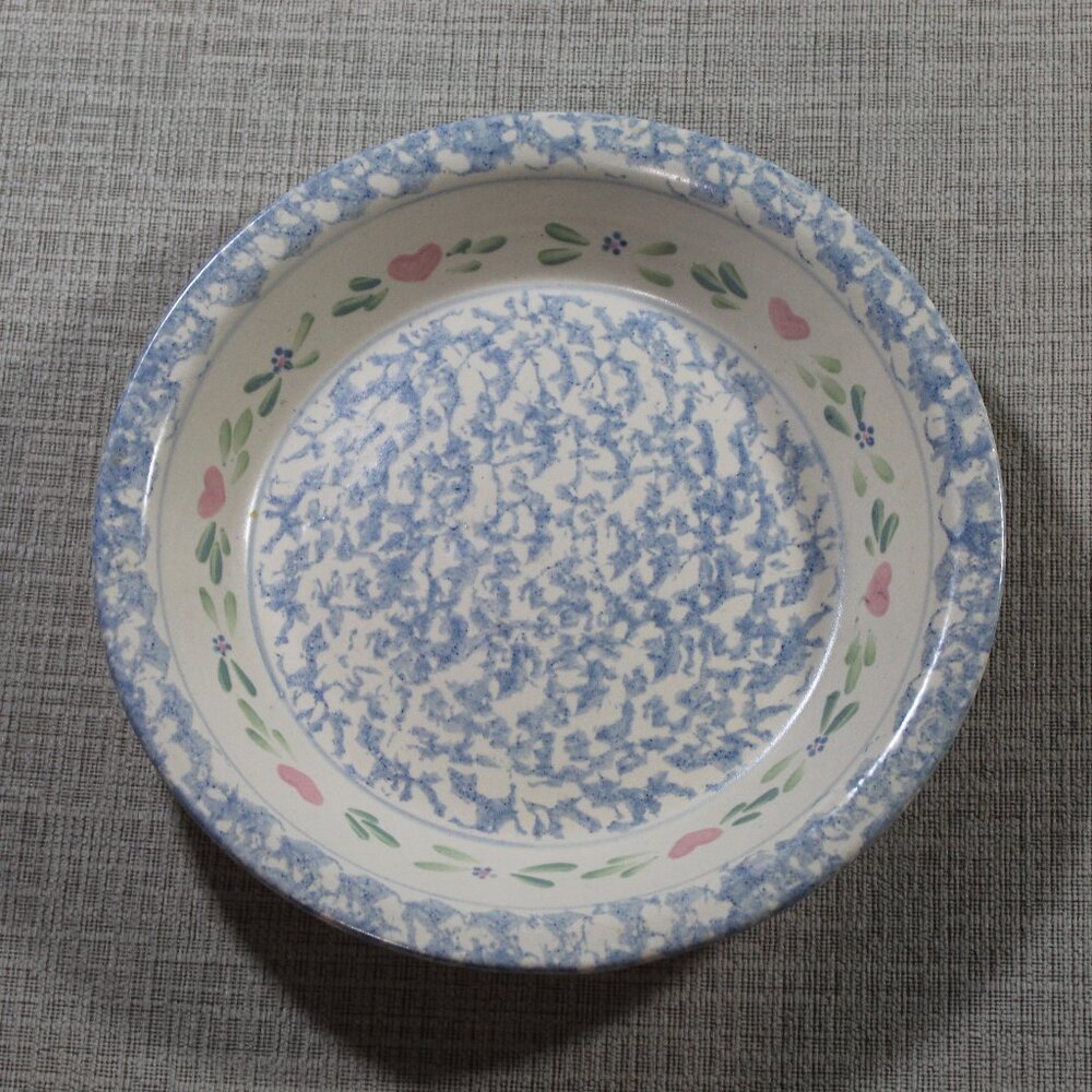 Vintage Pottery Pie Plate, Sponge Paint Stencil Design